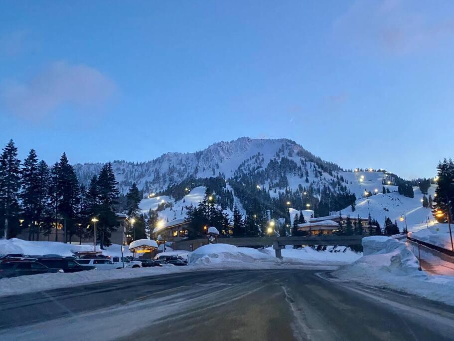 Апартаменты Walk To Downtown Leavenworth * Sleeps 6 + Pets * Ground Level Gem! Экстерьер фото