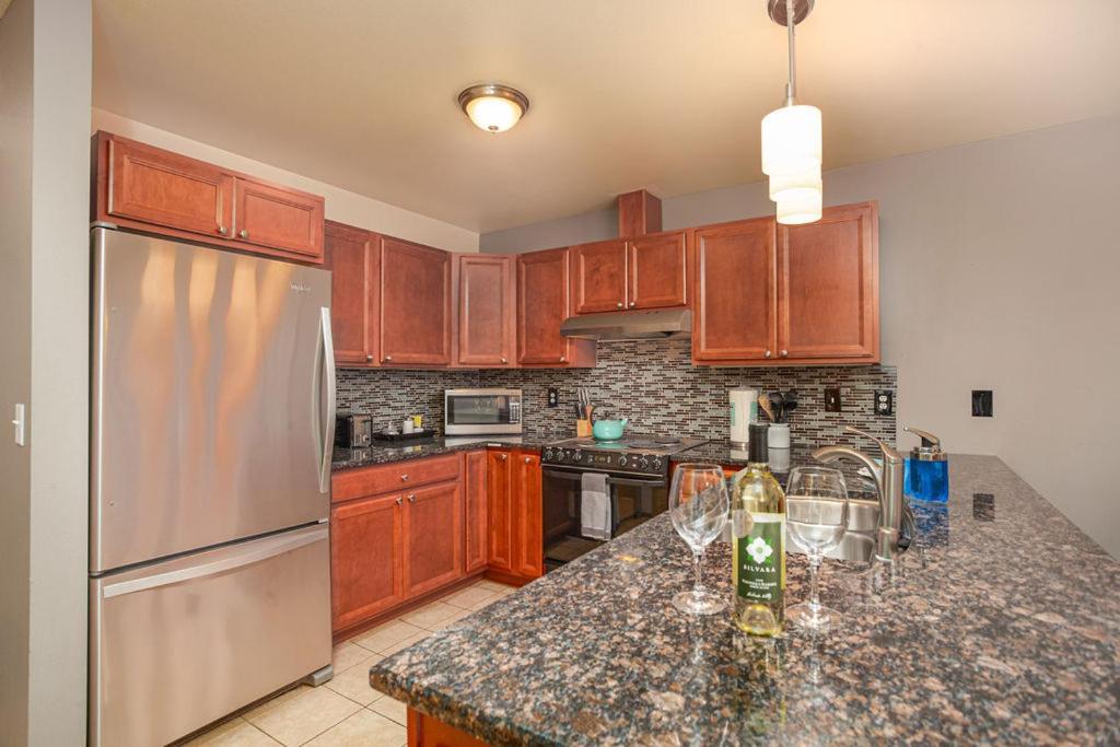 Апартаменты Walk To Downtown Leavenworth * Sleeps 6 + Pets * Ground Level Gem! Экстерьер фото