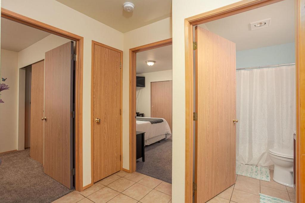 Апартаменты Walk To Downtown Leavenworth * Sleeps 6 + Pets * Ground Level Gem! Экстерьер фото